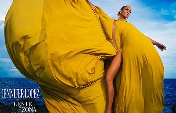 Дженифер Лопес в желтом платье