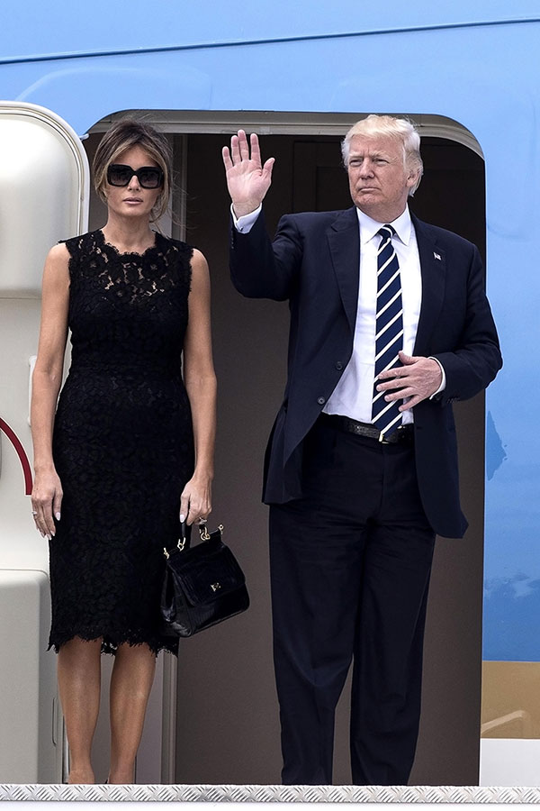 Мелания Трамп в черном кружевном платье от Dolce_Gabbana